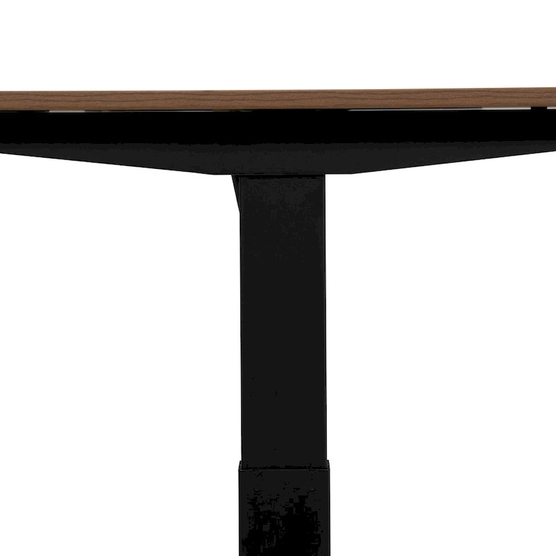Bureau debout réglable en acier de 47 po Getty Modern par