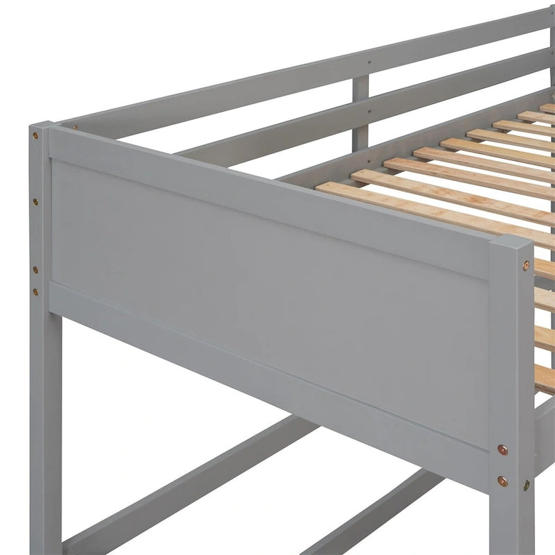 Lit mezzanine simple en bois massif Merax avec échelle